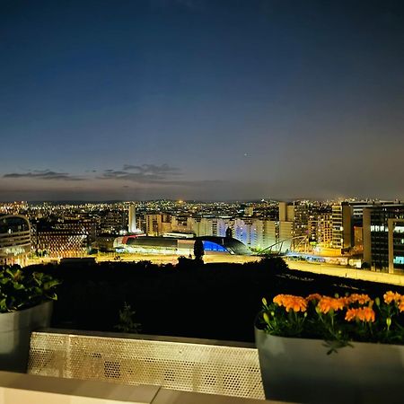 Luxury 2 Rooms Apartment With Balcony ピュトー エクステリア 写真