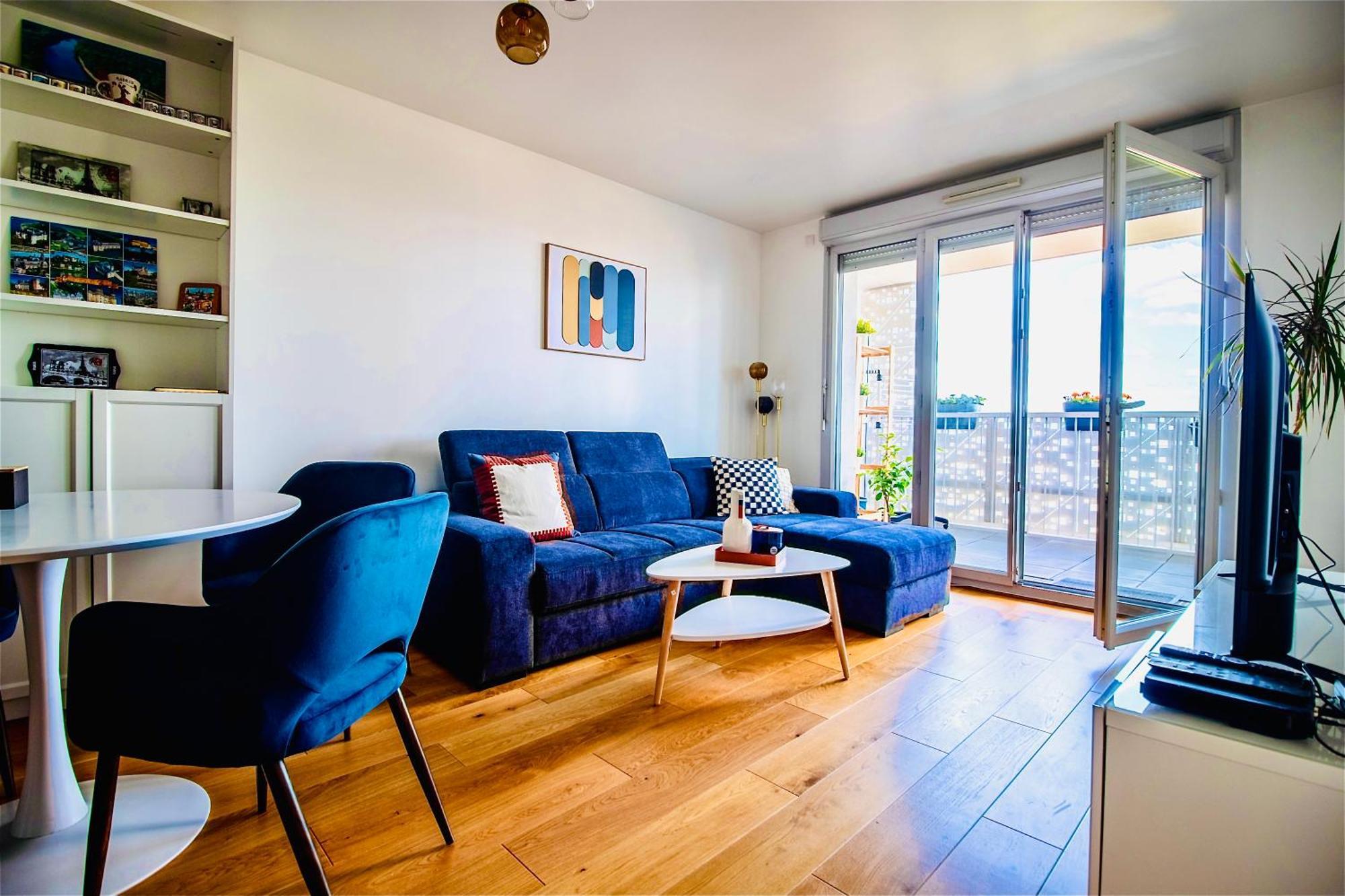 Luxury 2 Rooms Apartment With Balcony ピュトー エクステリア 写真