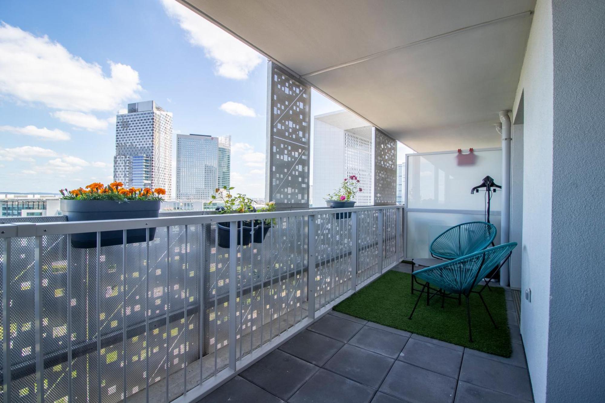 Luxury 2 Rooms Apartment With Balcony ピュトー エクステリア 写真
